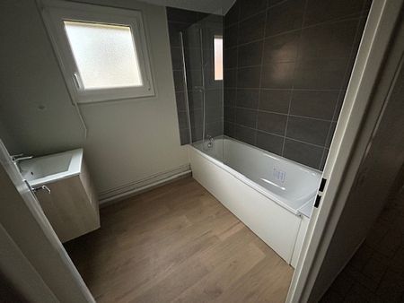 Location Maison 5 pièces 97m² GRAVELINES 59820 - Photo 3