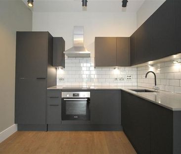 1 bedroom flat to rent - Photo 6