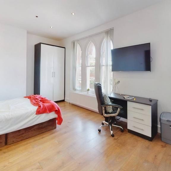 Studio to rent - Photo 1