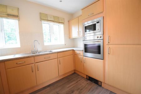 2 bedroom apartment to rent - Photo 5