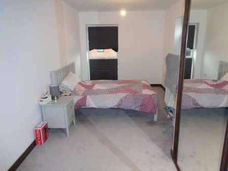 Victoria Avenue, Southend On Sea, SS2 - Photo 3