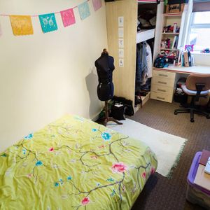 5 bedroom apartment to rent - Photo 2