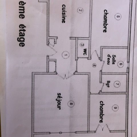 Location Appartement 3 pièces 68m² LE CREUSOT 71200 - Photo 1