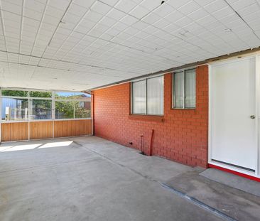 Be Impressed - Photo 6