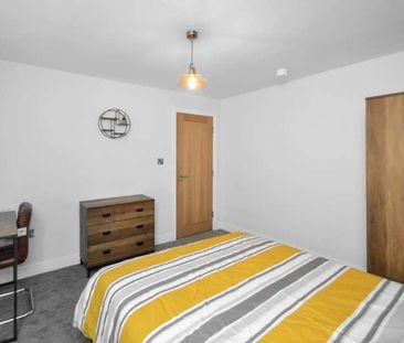 Bankfield Avenue, Victoria Park, Manchester, M13 - Photo 1