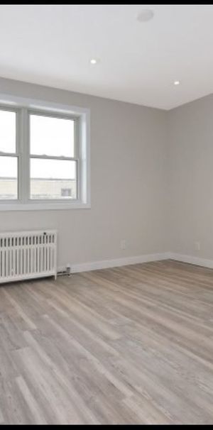 For Lease - 3411 Lake Shore Boulevard Unit# 4, Toronto, Ontario - Photo 1