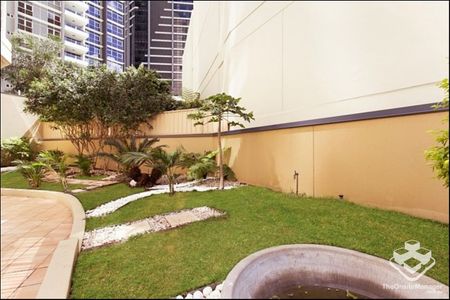 ARGUABLY THE CBD FINEST RIVERFRONT COMPLEX 3 Bedroom Furnished - Photo 2