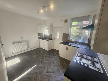 2 bedroom terraced house to rent - Photo 3
