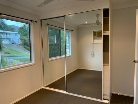 7 Forbes Avenue, Frenchville QLD 4701 - House For Rent - $600 | Domain - Photo 4