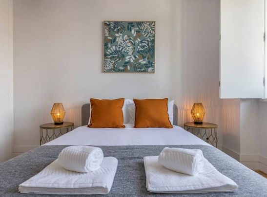 Rua Barata Salgueiro, Lisbon, Lisbon 1150-057 - Photo 1