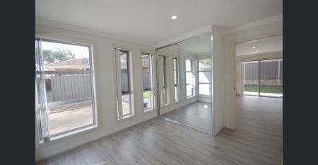 2 Bedroom! - Photo 3