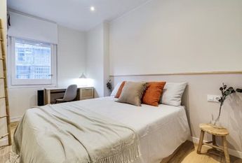 Avinguda de les Drassanes, Barcelona, Catalonia 08001