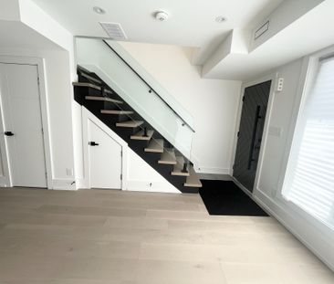 For Lease - 171 Durant Avenue Unit# Unit 2, Toronto, Ontario - Photo 5