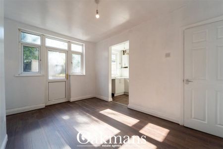 3 bedroom semi-detached house to rent - Photo 2