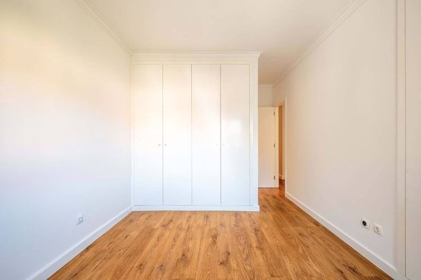 3 bedroom luxury Apartment for rent in Cascais e Estoril, Portugal - Photo 1