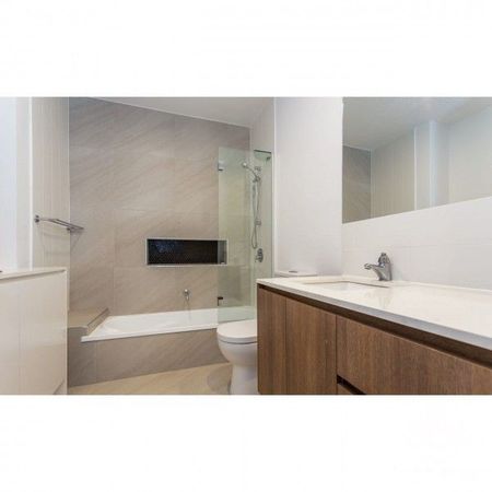 3 bedroom Townhouse in Sought After Estate - Photo 5