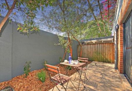 3/225 Denison Road, Dulwich Hill - Photo 2