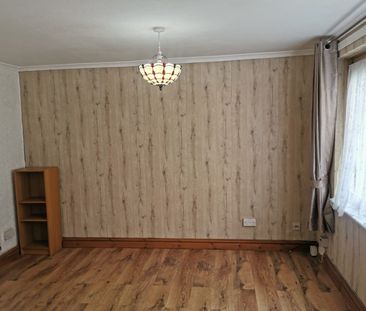 3 bedroom maisonette to rent - Photo 4