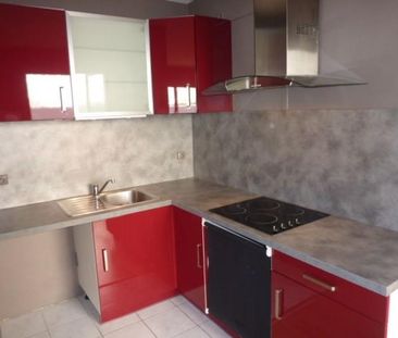 Location Appartement 2 pièces 34m² ST MAUR DES FOSSES 94100 - Photo 4