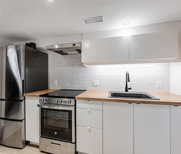 For Lease - 371 McRoberts Avenue Unit# Lower, Toronto, Ontario - Photo 3