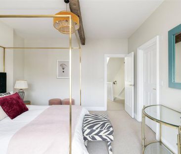 2 bedroom penthouse to rent - Photo 3
