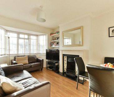 2 bedroom maisonette to rent - Photo 1