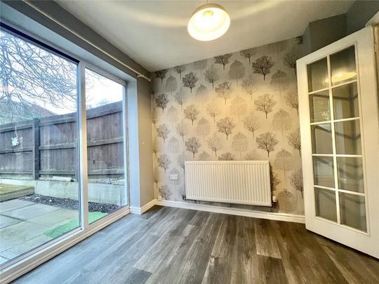 3 bedroom semi-detached house to rent - Photo 1