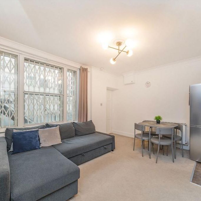 1 bedroom flat to rent - Photo 1