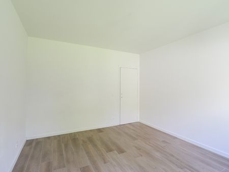 Instapklaar appartement met grote tuin in Berchem - Photo 4