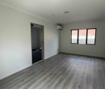 2 Bedrooms, 1 Bathroom and 3 Carpark ! Includi... - Photo 5