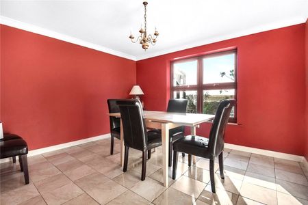 4 bedroom detached house to rent - Photo 2