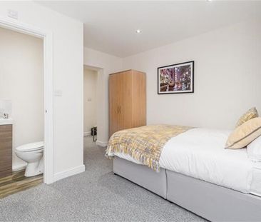 1 bedroom in a house share to rent - Photo 6