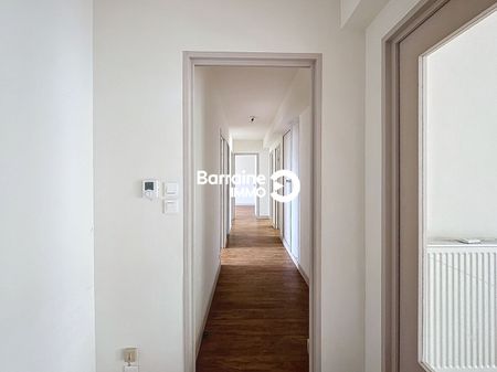 Location appartement à Brest, 5 pièces 125.48m² - Photo 2