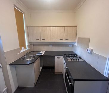 Spectacular 1 Bed Property in the heart of Wakefield - Photo 1