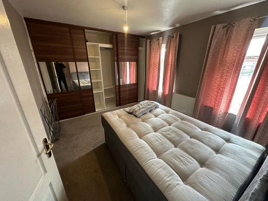 3 bedroom terraced house to rent - Photo 1