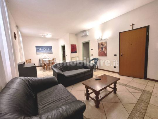 Appartamento via Sant'Andrea 343, Centro, Viareggio - Photo 1