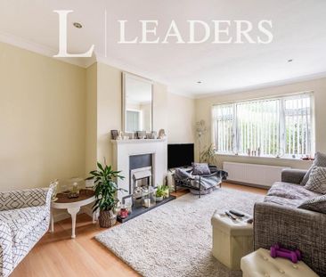 2 bedroom bungalow to rent - Photo 2