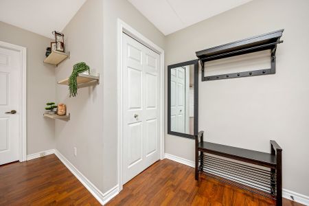 Uptown Condo for Lease - Photo 3