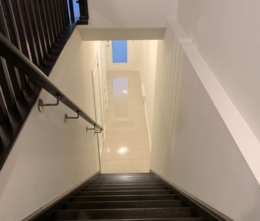 For Lease - 197 Salterton Circle, Vaughan, Ontario - Photo 6