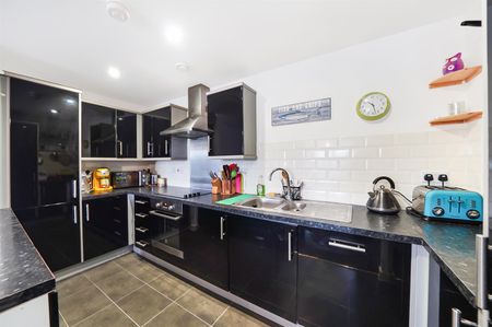 Apartment To Let - Photo 3