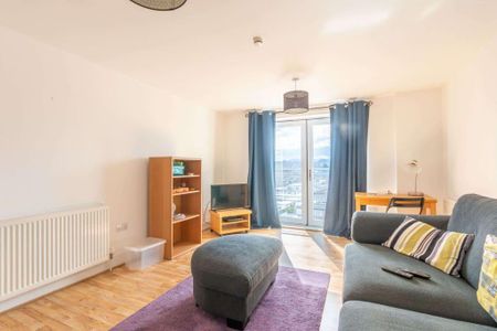 1 bedroom flat to rent - Photo 2