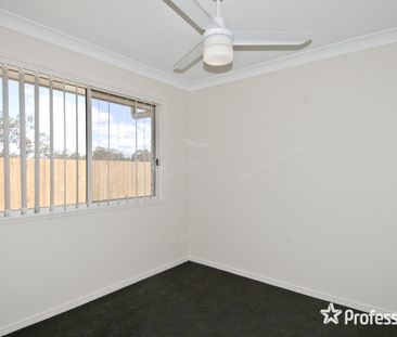 Modern Family Home - Photo 3