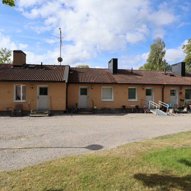 Örebrovägen, Finspång - Photo 1