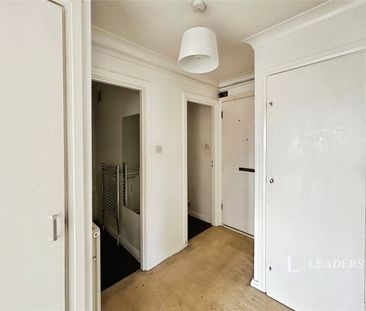 2 bedroom apartment to rent Whistler Court, 26 Preston Park Avenue,... - Photo 1