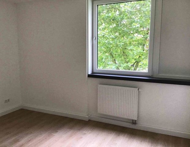Modernisierte 3-Zimmer-Wohnung mit Balkon! - Photo 1