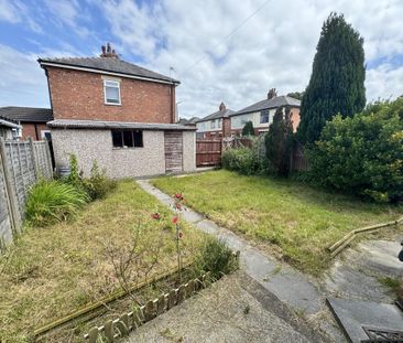 3 bedroom semi-detached house to rent - Photo 4