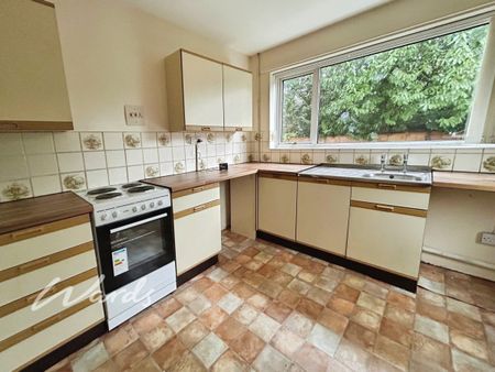 2 bedroom detached bungalow to rent - Photo 4