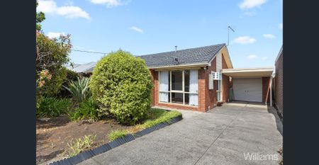 Central Sunbury Living - Available Now! - Photo 3