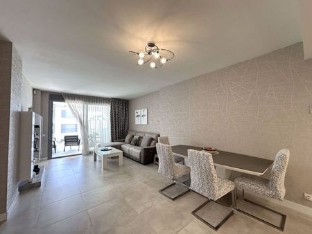 Alquiler de piso en Calle los Avellanos, 14 - Photo 3