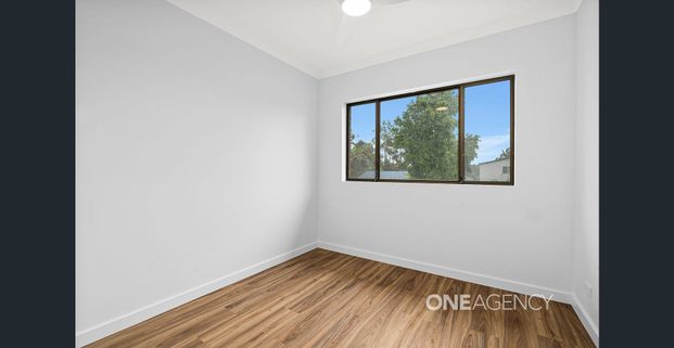 FRESHLY UPDATED HOME IN A QUIET SANCTUARY POINT LOCATION - Photo 1